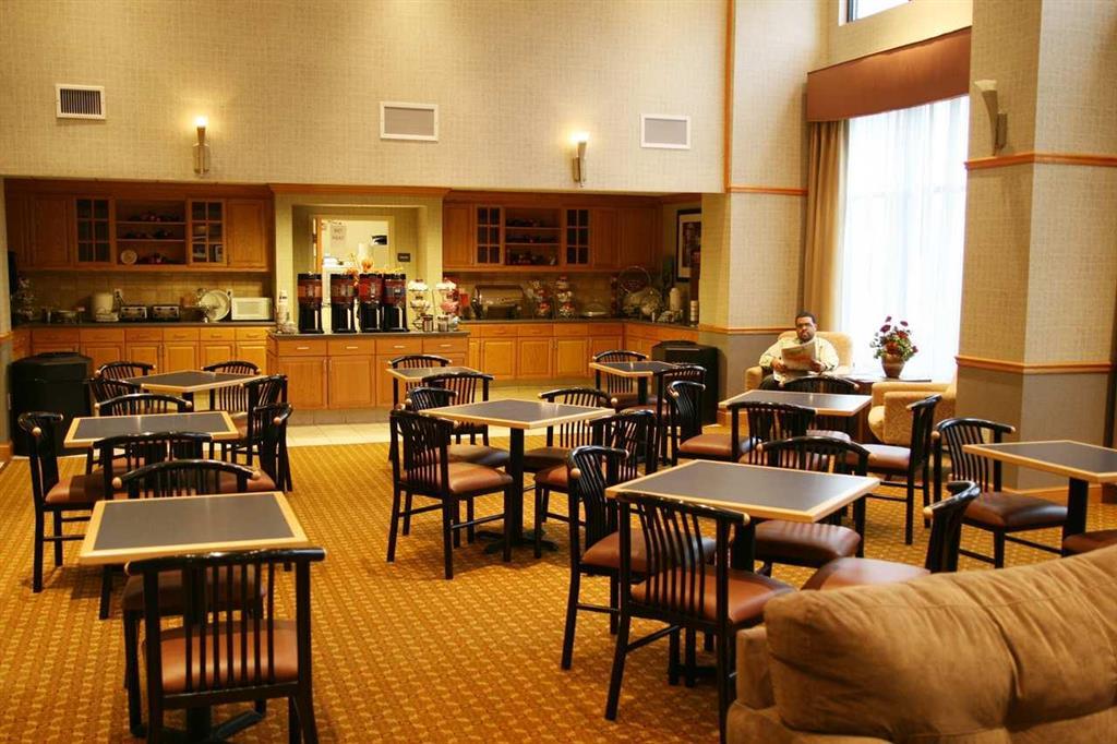 Hampton Inn & Suites Columbus Hilliard Restaurant photo